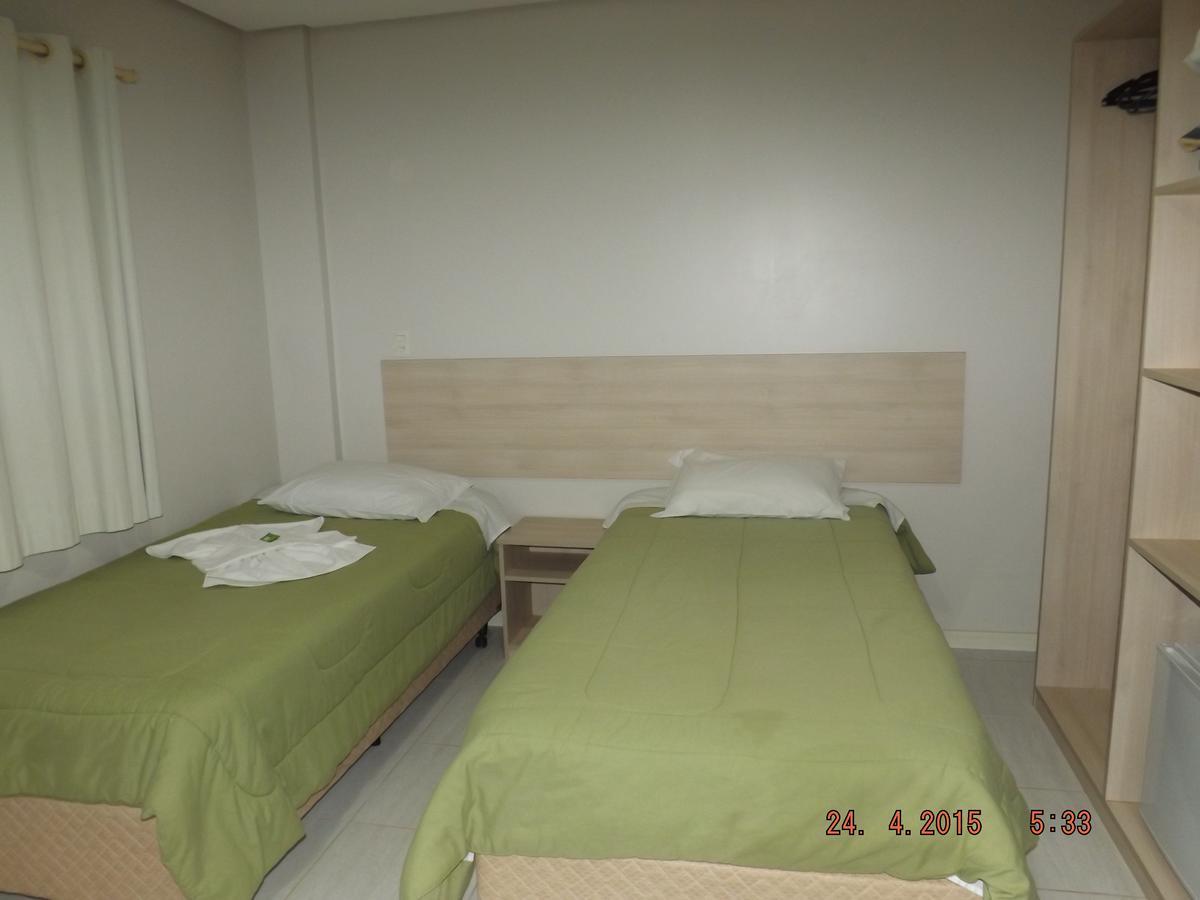 Me Toque Palace Hotel Não Me Toques Екстериор снимка