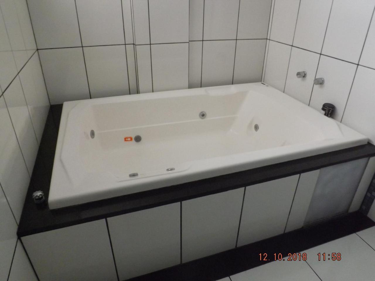 Me Toque Palace Hotel Não Me Toques Екстериор снимка